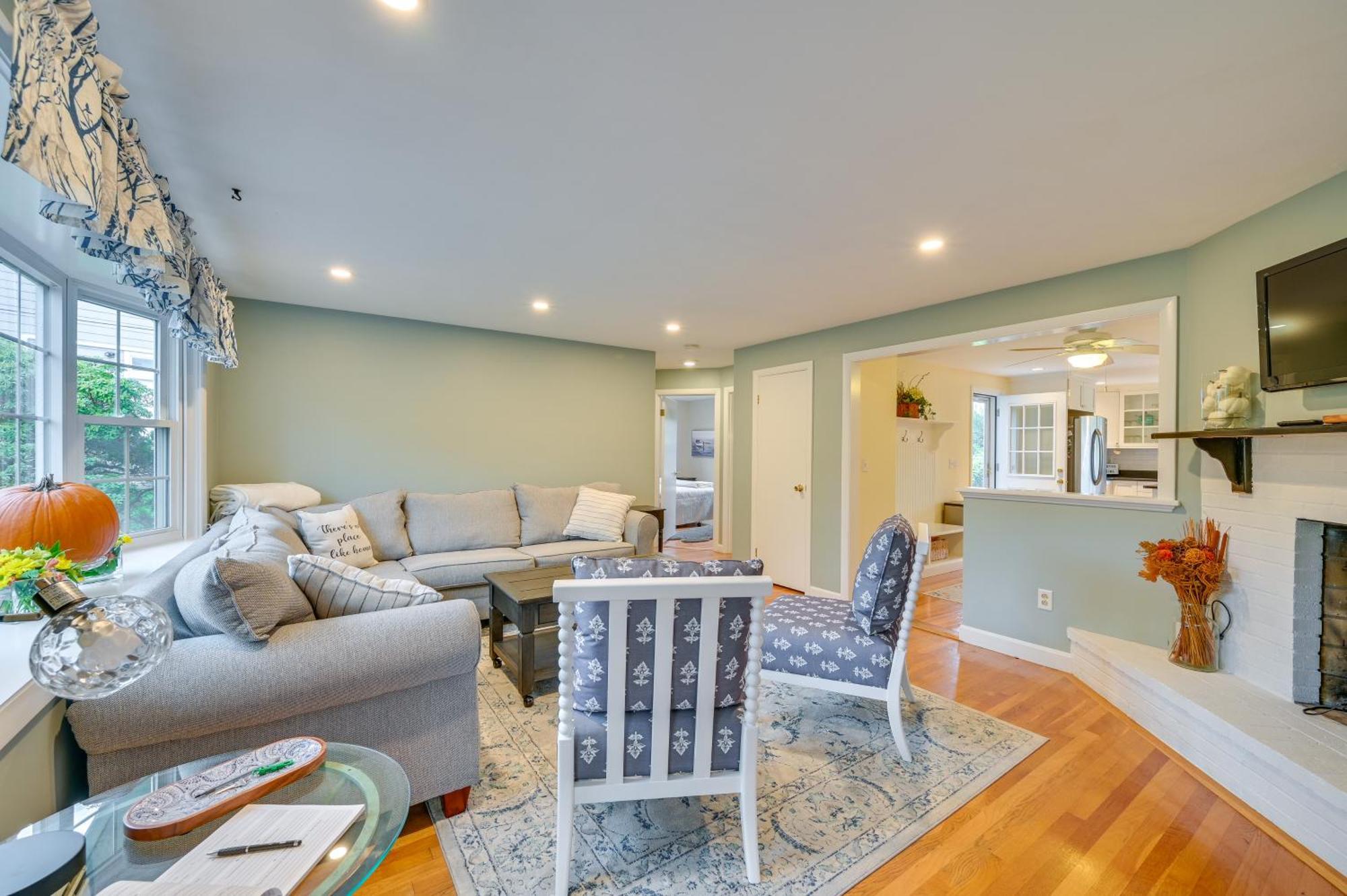 Appartement Marblehead Retreat With Sprawling Yard And Gas Grill! Extérieur photo